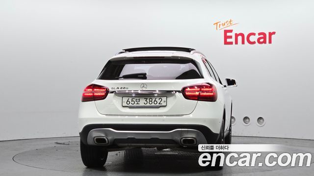 Mercedes-Benz GLA-Class из Кореи Encar