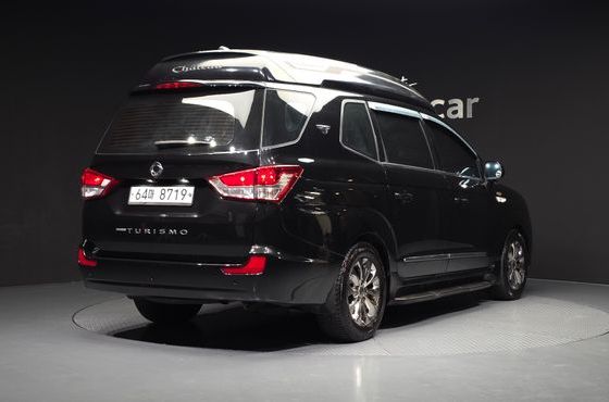 Ssangyong KORANDO 4WD Chateau 9-seater High-roof — пробег 139 835 км — фото 2 из 5