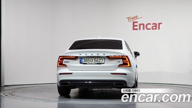 Volvo S60 из Кореи Encar