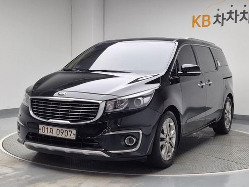 Kia Carnival Gasoline 9-seater Noblesse — пробег 94 300 км — фото 1 из 5
