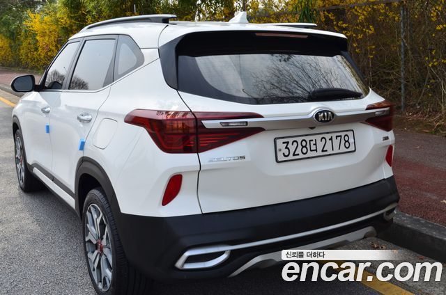 Kia Seltos из Кореи Encar