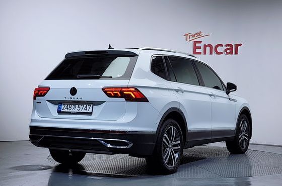 Volkswagen Tiguan 2.0 TSI Prestige — пробег 35 875 км — фото 2 из 5