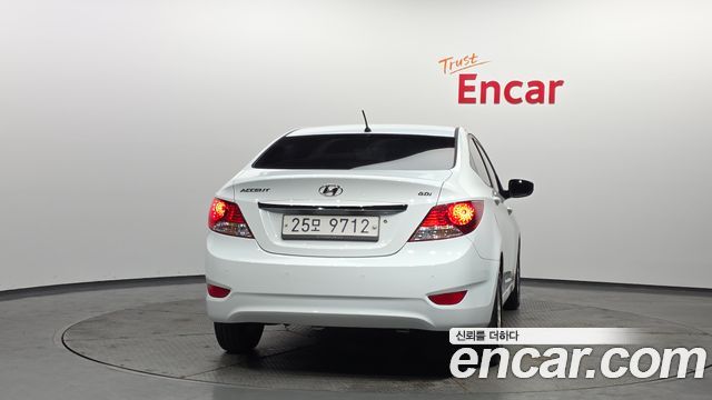 Hyundai Accent 1.6 GDI Premier — пробег 74 513 км — фото 4 из 5