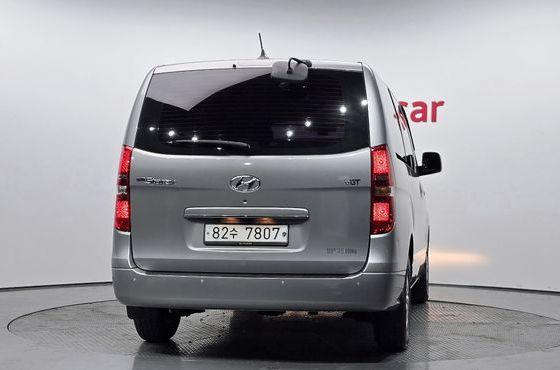 Hyundai Starex 3-Seater VAN Modern — пробег 34 282 км — фото 4 из 5