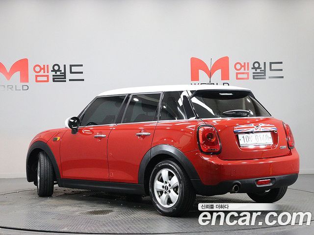 Mini Cooper 5Door Standard 3rd — пробег 76 108 км — фото 4 из 5