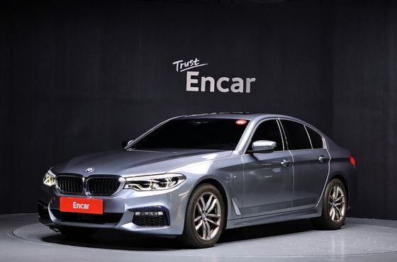BMW 5-Series 520d xDrive M Sport Package — пробег 99 493 км — фото 1 из 5