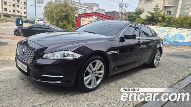Jaguar XJ 3.0 SC Premium Luxury LWB X351 — пробег 64 426 км — фото 1 из 5