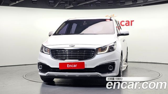 Kia Carnival 9-seater Prestige — пробег 188 804 км — фото 3 из 5
