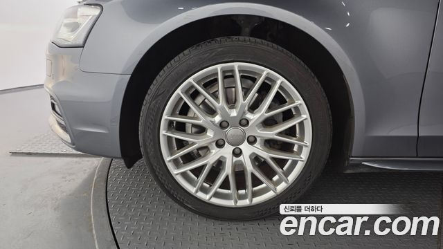 Audi A4 из Кореи Encar