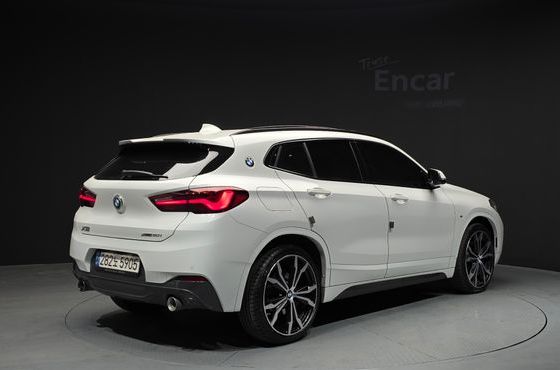 BMW X2 (F39) xDrive20i M Sport — пробег 94 403 км — фото 2 из 5
