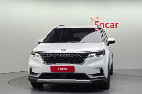 Kia Carnival 9-Seater Prestige — пробег 94 257 км — фото 3 из 5
