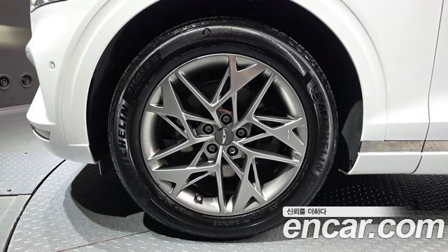 Genesis GV70 из Кореи Encar