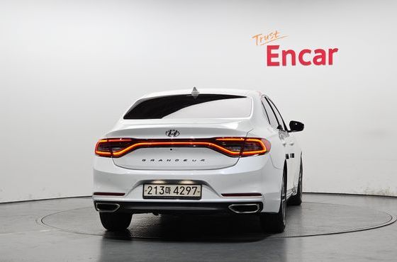Hyundai Grandeur 2.4 Premium — пробег 150 671 км — фото 4 из 5