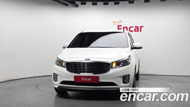 Kia Carnival из Кореи Encar