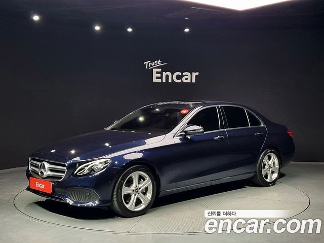 Mercedes-Benz E-Class из Кореи Encar