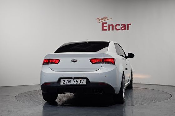 Kia Porte 1.6 GDI Luxury — пробег 172 680 км — фото 4 из 5