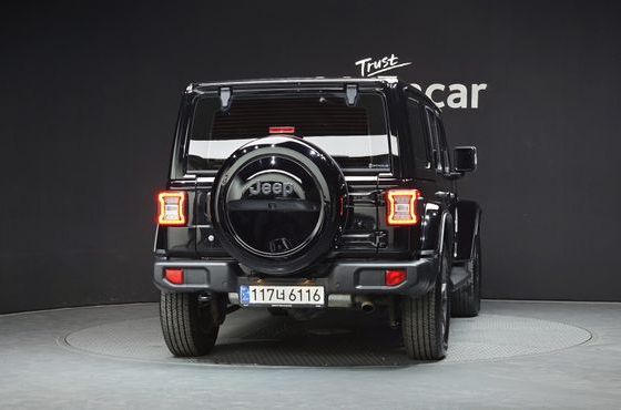 Jeep Wrangler 2.0 Overland 4Door — пробег 80 475 км — фото 4 из 5