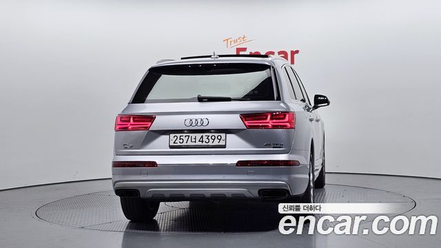 Audi Q7 из Кореи Encar