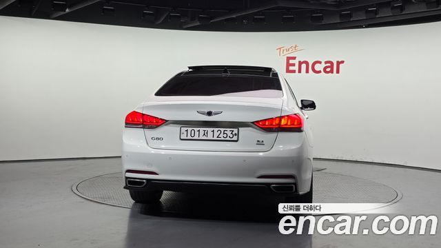 Hyundai Genesis из Кореи Encar