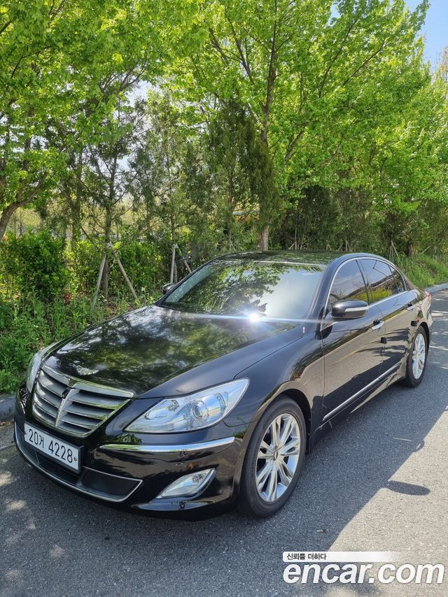 Hyundai Genesis из Кореи Encar