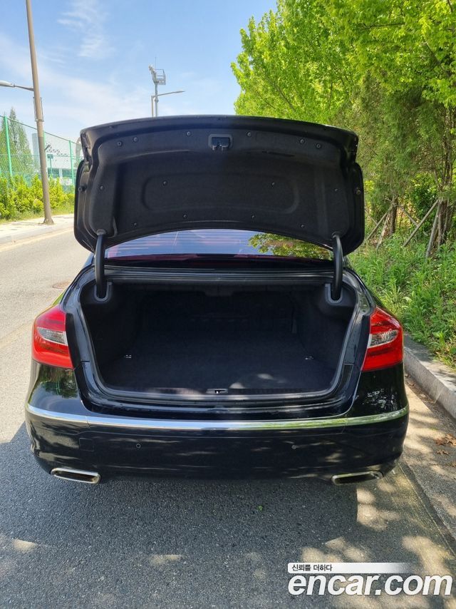 Hyundai Genesis из Кореи Encar