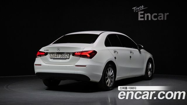 Mercedes-Benz A-Class из Кореи Encar