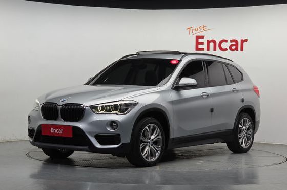 BMW X1 xDrive 18d Joy — пробег 96 785 км — фото 1 из 5