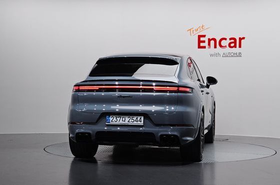 Porsche Cayenne 3.0 E-Hybrid Coupe — пробег 34 852 км — фото 4 из 5