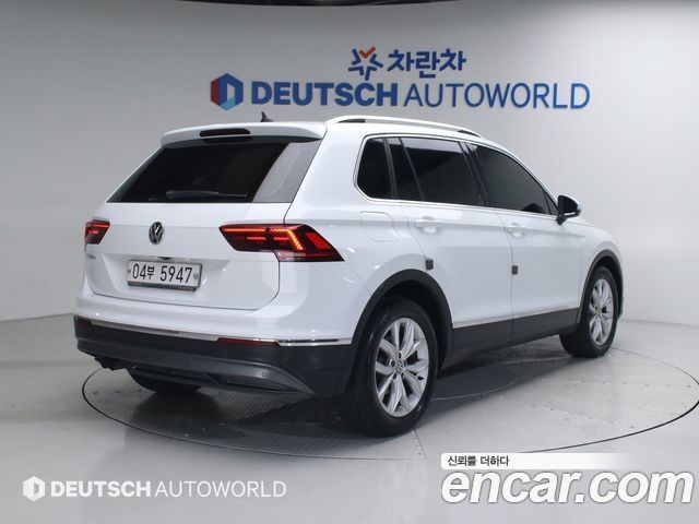 Volkswagen Tiguan 2.0 TDI Premium — пробег 135 000 км — фото 2 из 5