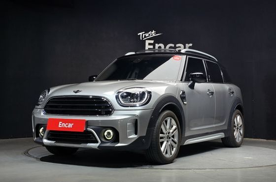 Mini Countryman Classic Plus Launch Pack 2nd Gen — пробег 23 872 км — фото 1 из 5