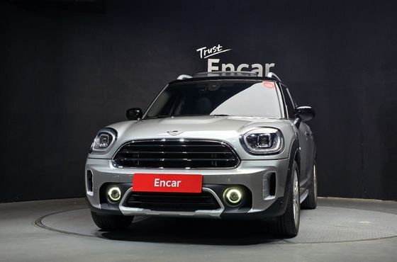 Mini Countryman Classic Plus Launch Pack 2nd Gen — пробег 23 872 км — фото 3 из 5