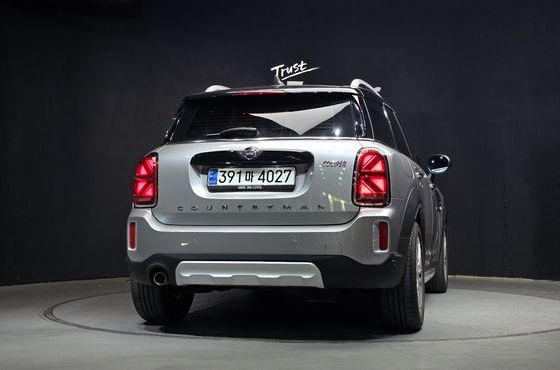 Mini Countryman Classic Plus Launch Pack 2nd Gen — пробег 23 872 км — фото 4 из 5