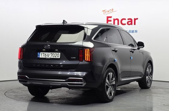 Kia Sorento HEV 1.6 2WD Noblesse — пробег 30 900 км — фото 2 из 5