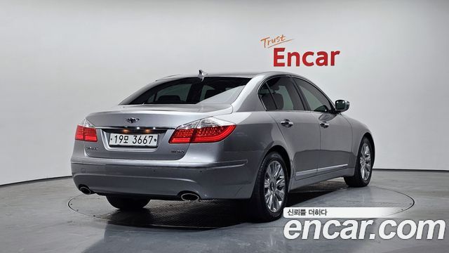 Hyundai Genesis из Кореи Encar