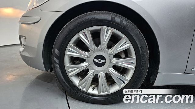 Hyundai Genesis из Кореи Encar