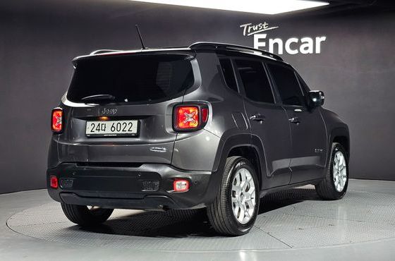 Jeep Renegade 2.4 Longitude — пробег 146 198 км — фото 2 из 5