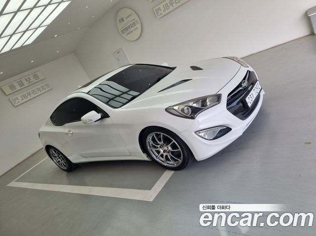 Hyundai Genesis из Кореи Encar