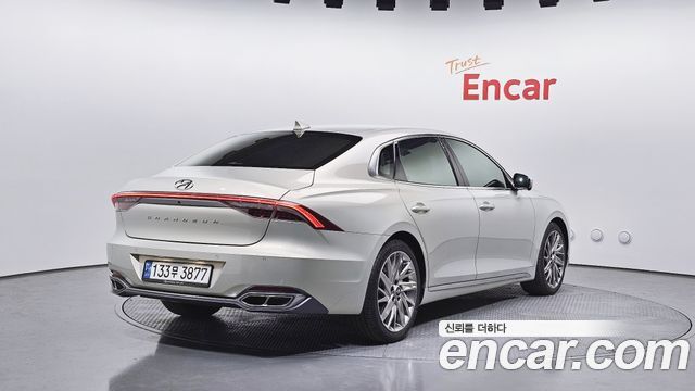 Hyundai Grandeur из Кореи Encar