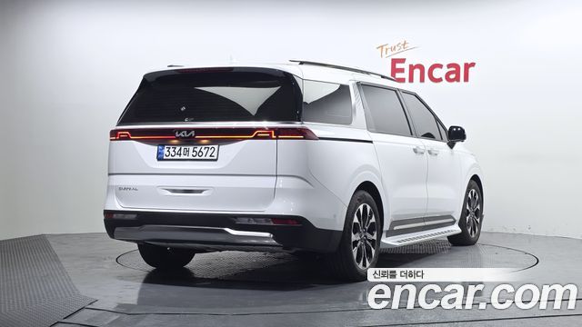 Kia Carnival 9-Seater Signature — пробег 14 547 км — фото 2 из 5