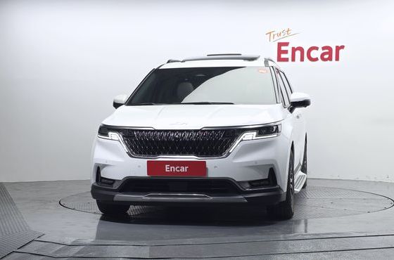 Kia Carnival 9-Seater Signature — пробег 14 547 км — фото 3 из 5