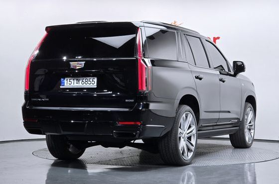 Cadillac Escalade 6.2 Sports Platinum — пробег 12 191 км — фото 2 из 5