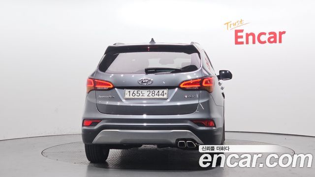 Hyundai Santafe Diesel 2.2 2WD Exclusive — пробег 206 954 км — фото 4 из 5