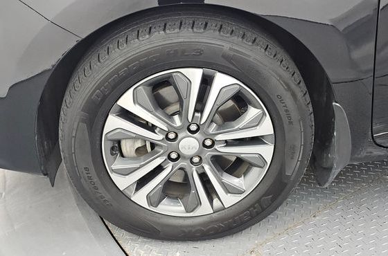 Kia Carnival 9-Seater Luxury — пробег 98 904 км — фото 5 из 5