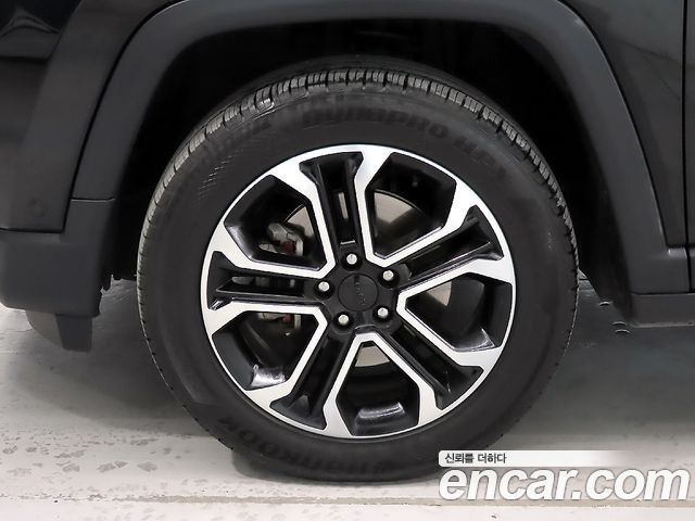 Jeep Compass из Кореи Encar