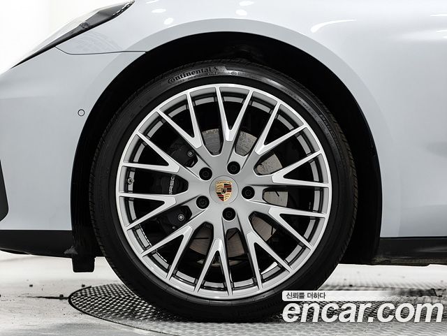 Porsche Panamera 2.9 AWD — пробег 2 910 км — фото 5 из 5