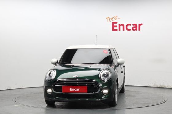 Mini Cooper 5Door Standard 3rd — пробег 33 767 км — фото 3 из 5