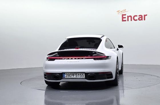 Porsche 911 Carrera 4 — пробег 44 611 км — фото 4 из 5