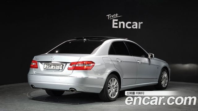 Mercedes-Benz E-Class из Кореи Encar