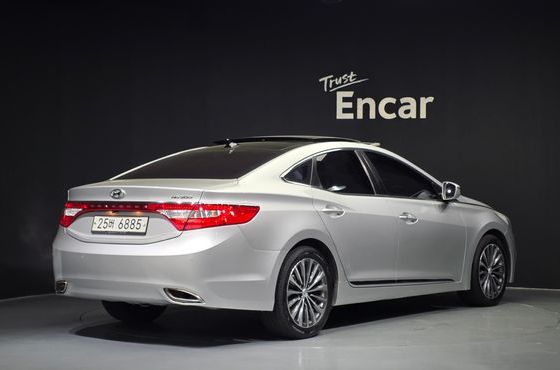 Hyundai Grandeur HG300 Exclusive — пробег 125 088 км — фото 2 из 5