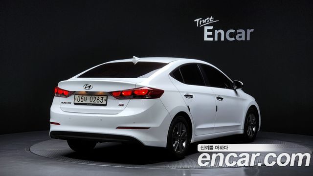 Hyundai AVANTE из Кореи Encar
